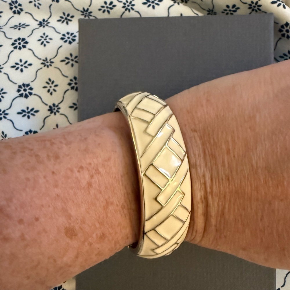 Cream Woven Pattern Bracelet